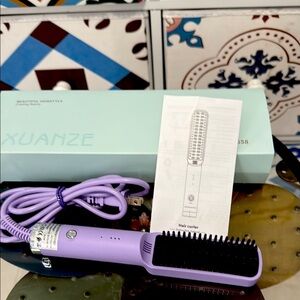 💥Free with bundle of $20💥 Purple Hair Straightener Brush
